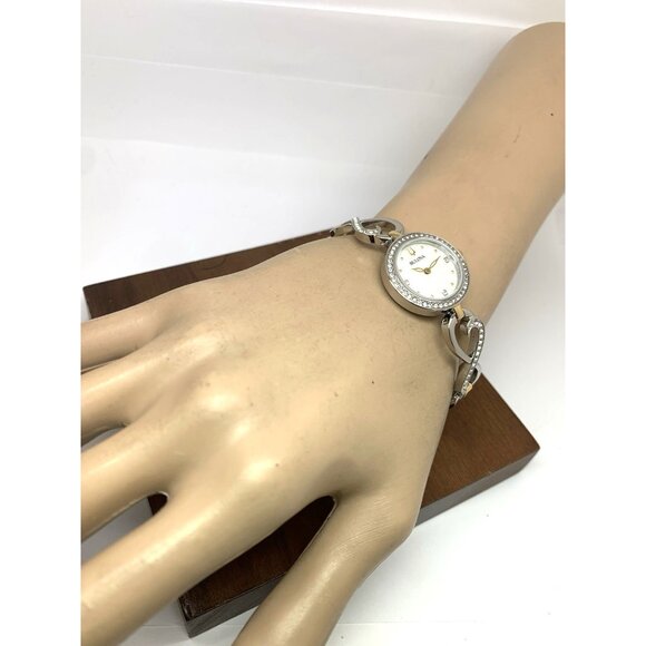 Bulova Women's Watch 98X120 Quartz Mother of Pearl Dial Two Tone Petite 24mm - Picture 5 of 14